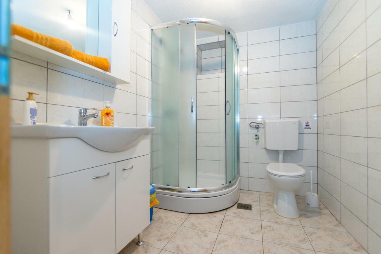 Apartments Robinzon Petar Gdinj Luaran gambar